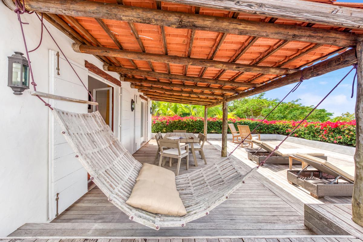 9_LaHacienda-OutdoorSeating (in front of Bedroom 3 and 4)jpg